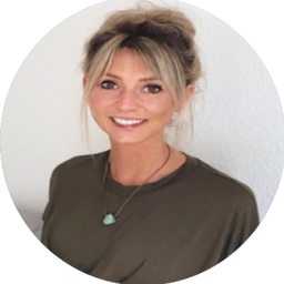 Monique Dobbeck
