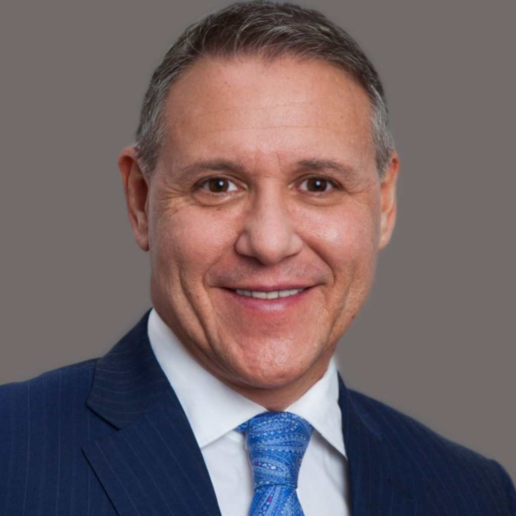 Frank Weis Head of Business Development Arcor / Vodafone XING