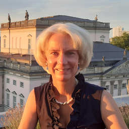 Nadia von Massow
