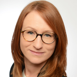 Dr. Lena Lang