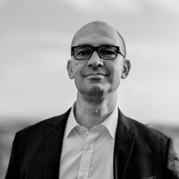 Dr. Sebastian Schebesta