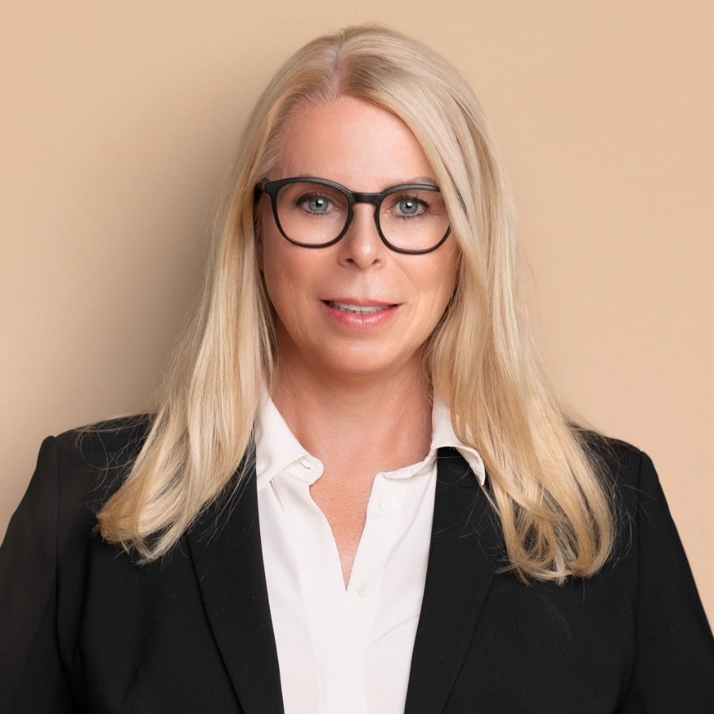 Andrea Michel Geschäftsführerin/Managing Partner/CEO Anthropos