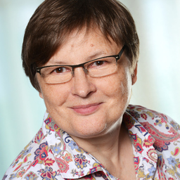 Angela Schulze-Clasen