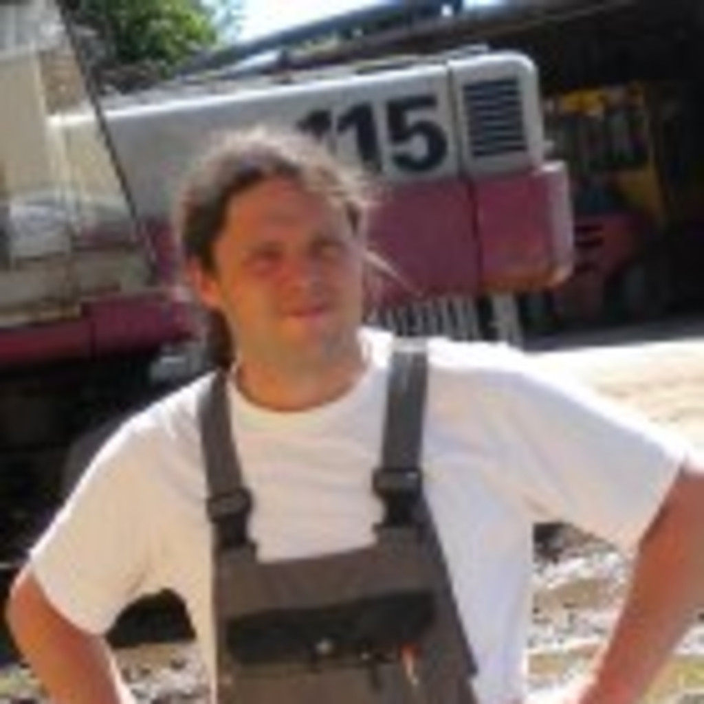 Peter Walther Inhaber k&w Hoch und Tiefbau XING