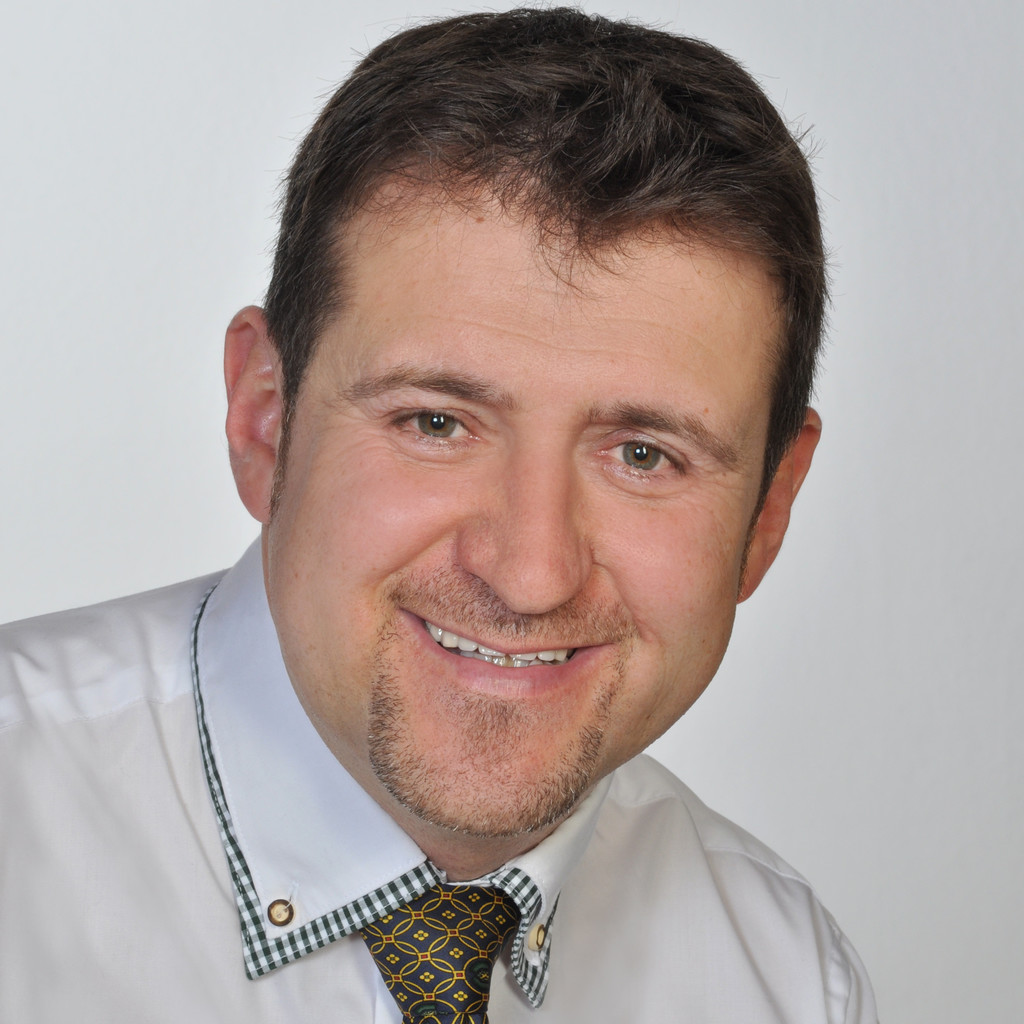 Robert Hahn Versicherungsfachmann GRAWE XING