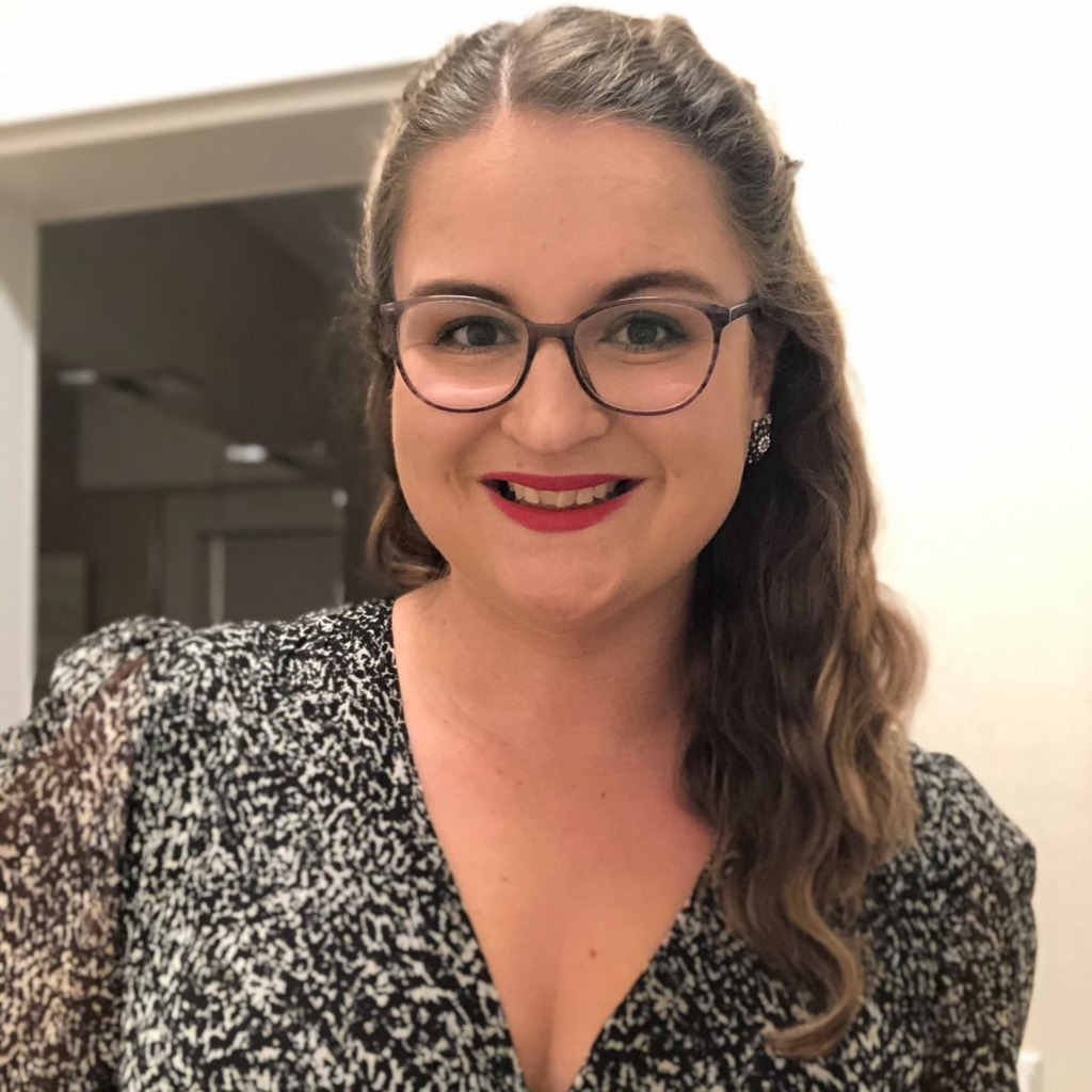 Carina Vorel - Operative Einkäuferin - OBO BETTERMANN Produktion ...