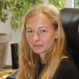 Dr. Annett Thomalla