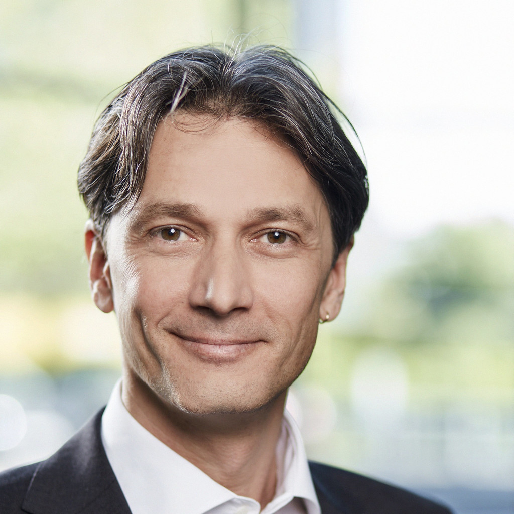 Gernot Schimmel Head of Fulfillment SMATRICS XING