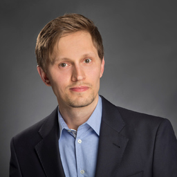 Dr. Julian Schulz