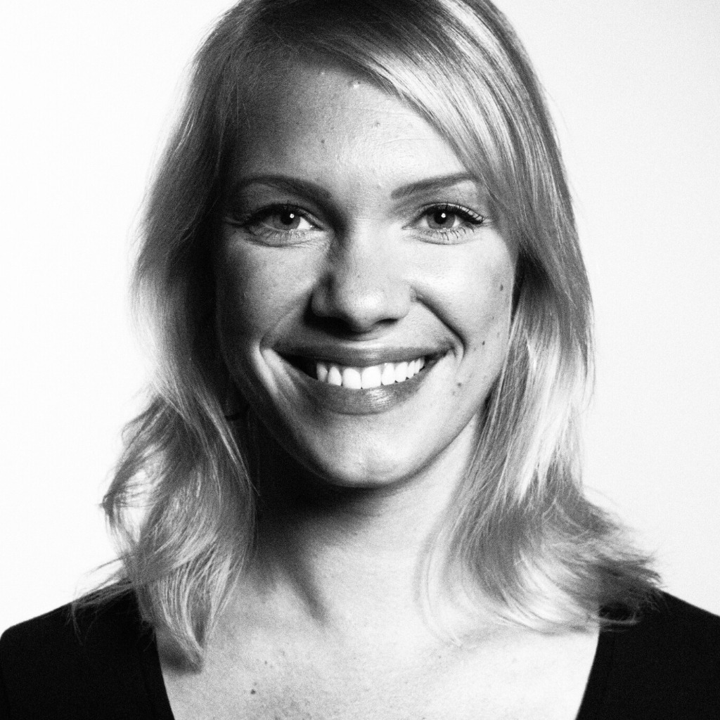 Elisa Schlodder Project Management Officer Sales & Marketing