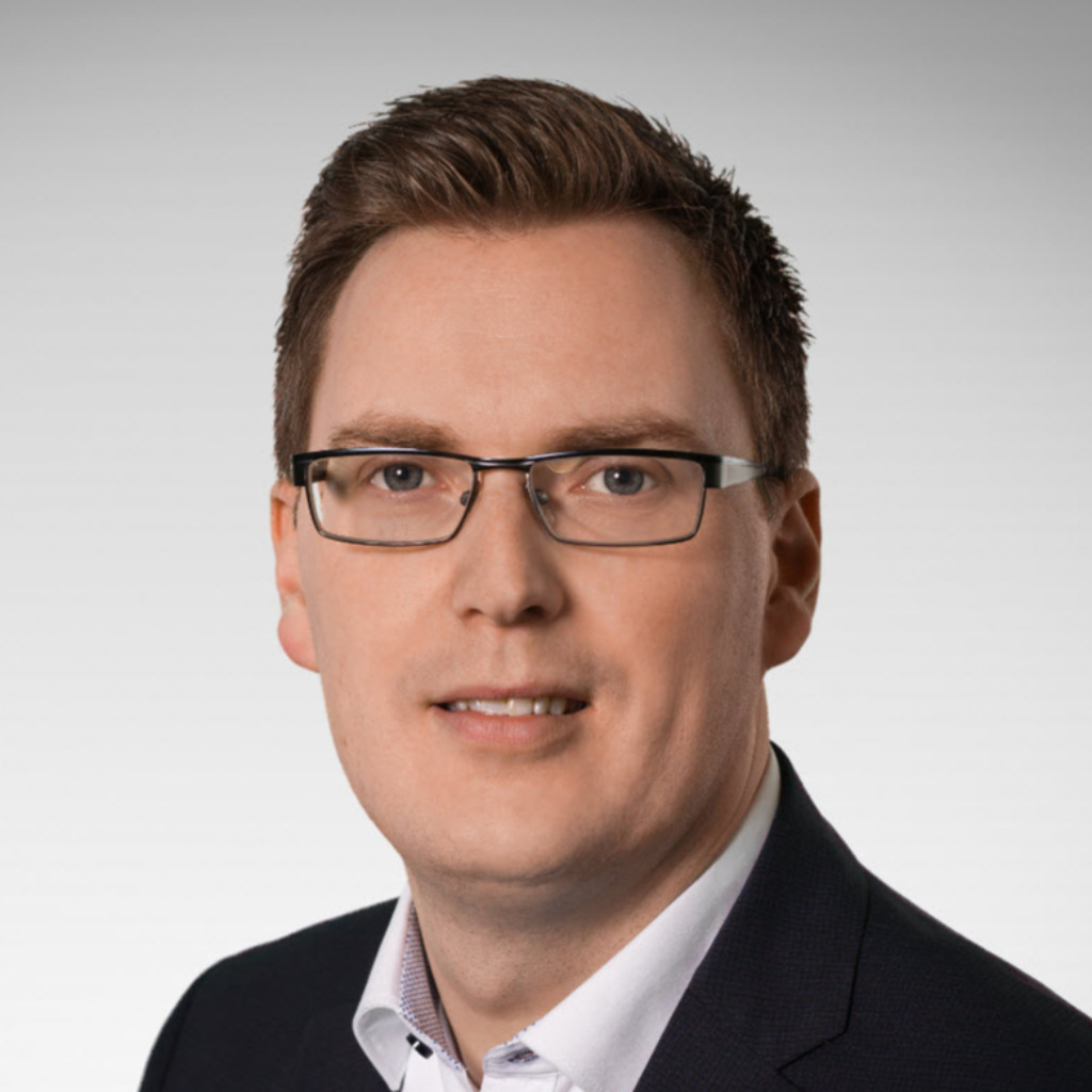 Robert Karl Head of Store Processes / Operational Excellence