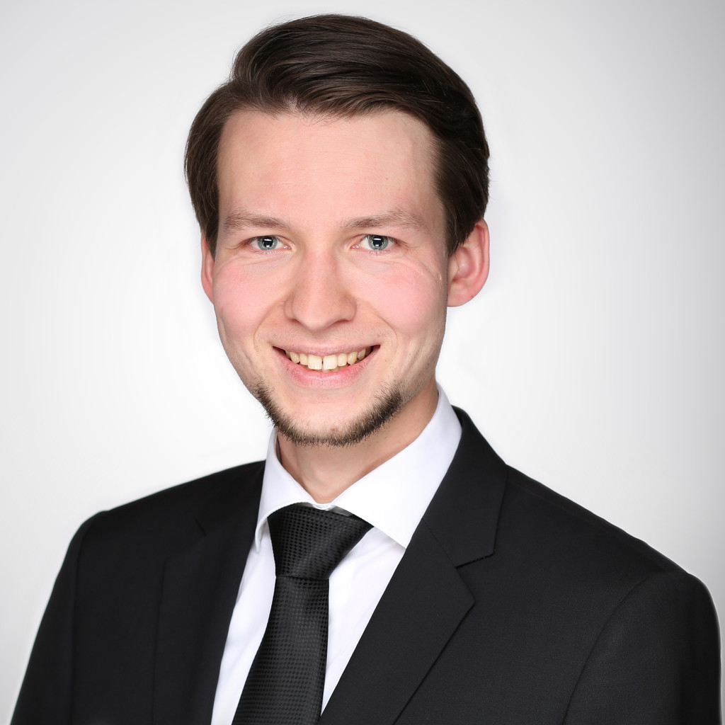 Clemens Hermann Spezialist Faktura & Distribution Dr. Ing. h.c. F