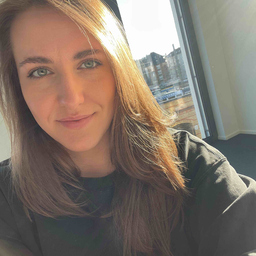 Jacqueline Reuter