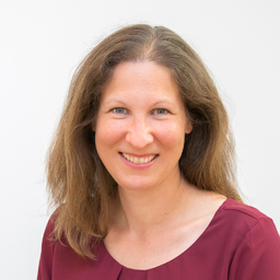 Mag. Elisabeth Karnholz