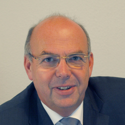 Dr. Martin Makait