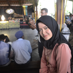 Rizky Ayu Aprianti