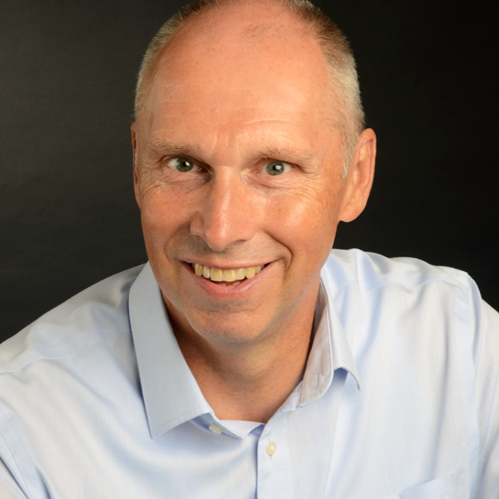 Reinhard Baumann Softwareentwickler AXA Konzern AG XING