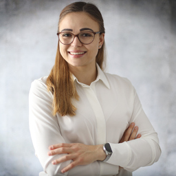 Nadine Müller