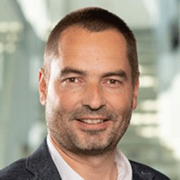 Dr. Nikolai Neumayer