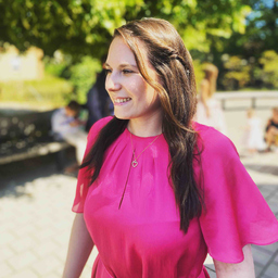 Lena Helmhagen