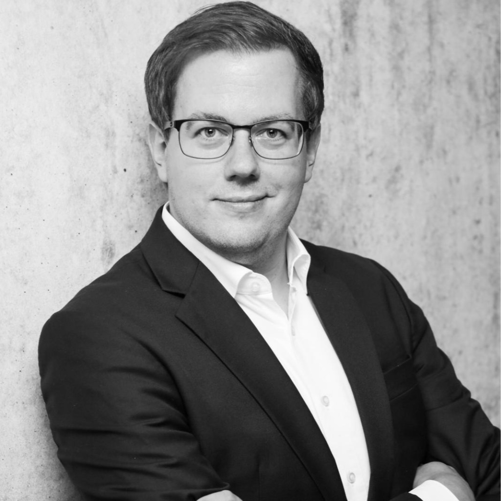 Philipp Bach Leitung Kundenkontaktmanagement AutohausGruppe Senger