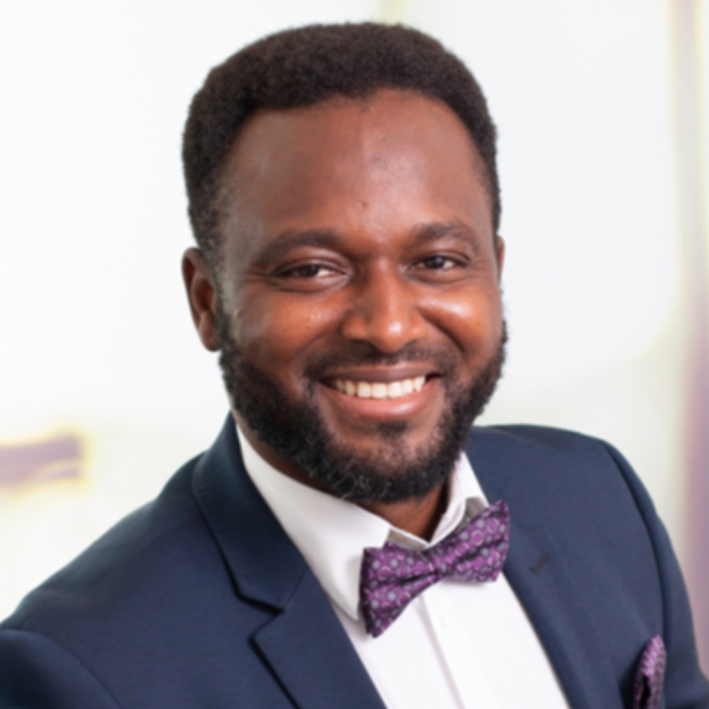 Mudashiru Salvador International Business Manager onOffice GmbH XING