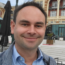Dr. Nils Jansen