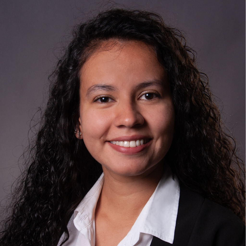 ANA MARIA HERNANDEZ PINZON Bachelor Studium (KNRTU IP) Kazan