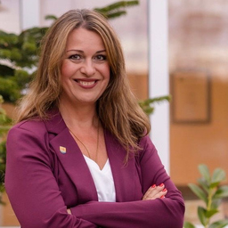 Sandra Lippert
