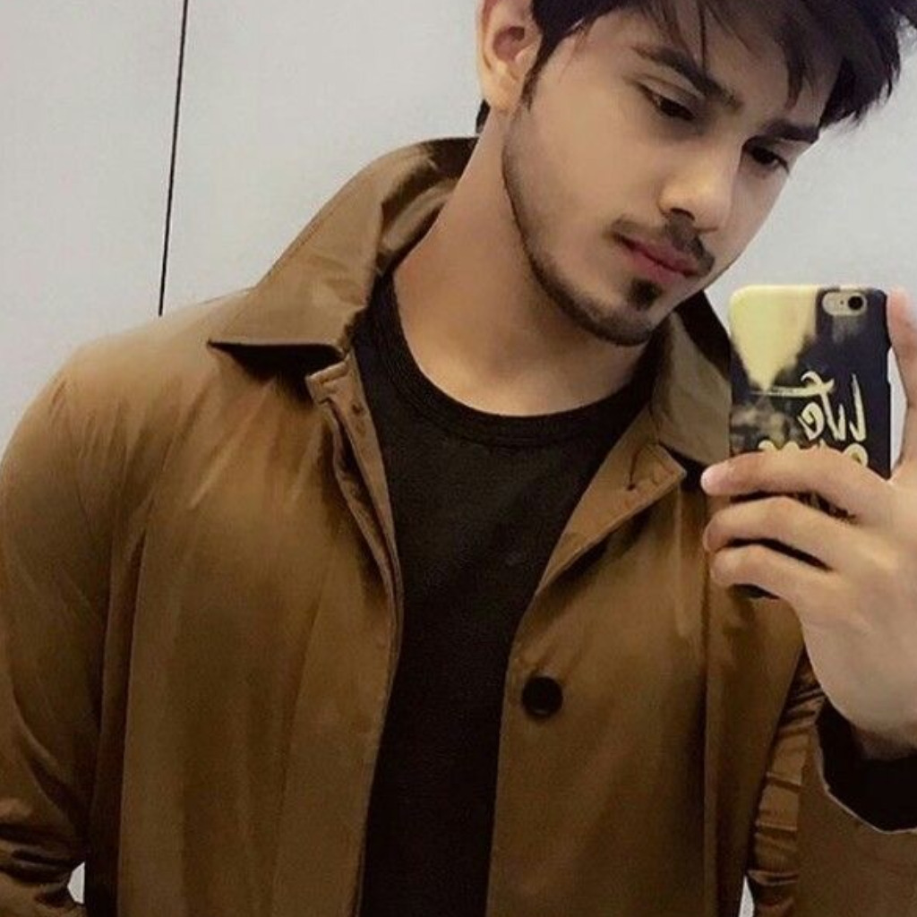 Tommaso Tacconi Docente di attività tessile Mía XING