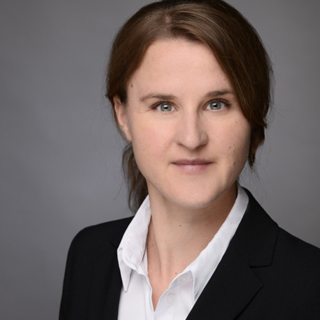 Dr. Barbara Stiller Scientific Fundraising Manager Technische