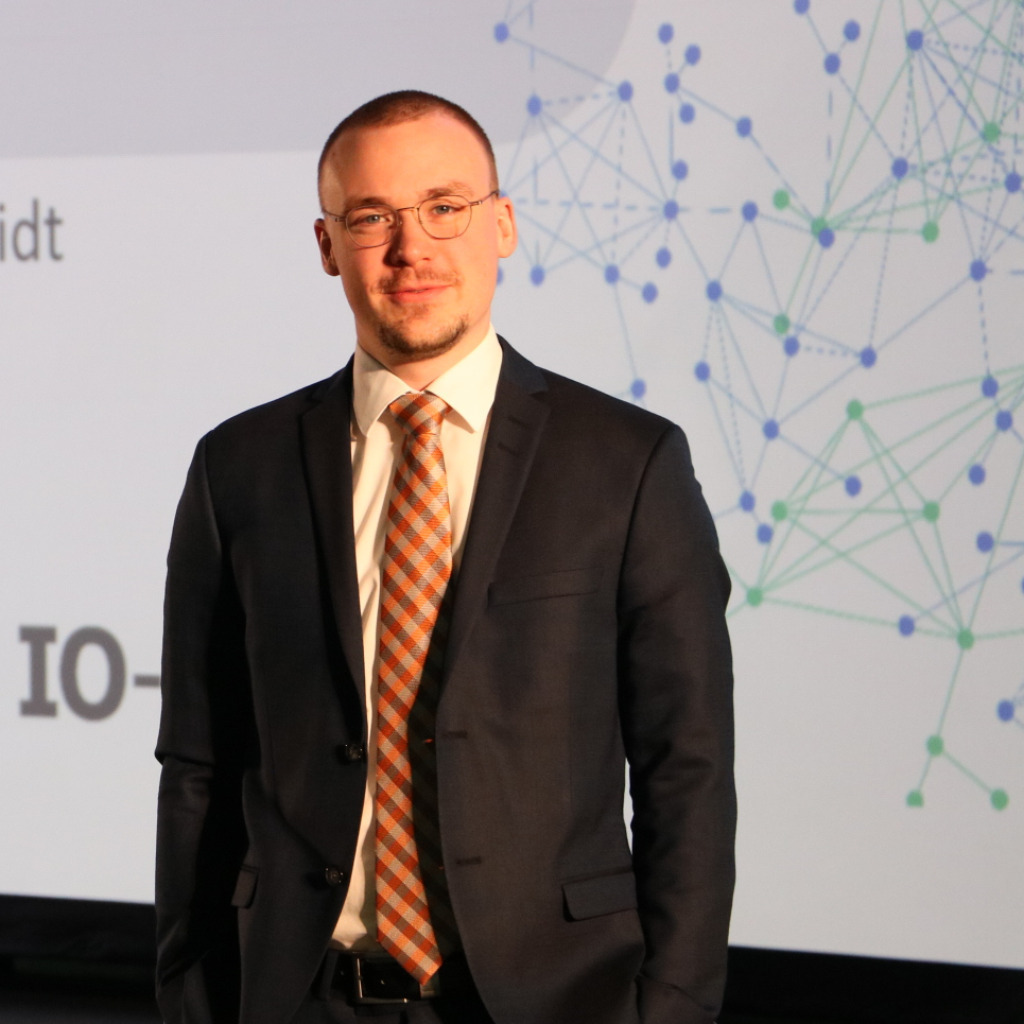 Mikola Resch Media Services & Conference Support Chorus Call