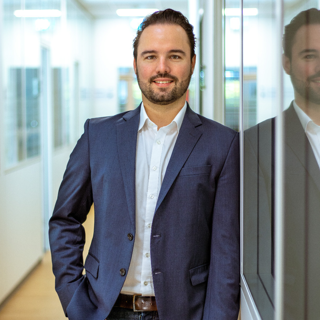 Florian Weinberg Senior Sales Manager GLOBOS Logistik und