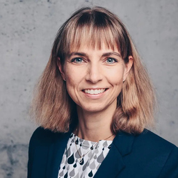 Dr. Julia Klemm