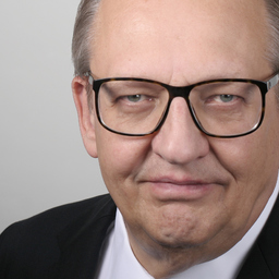 Helmut Newrzella