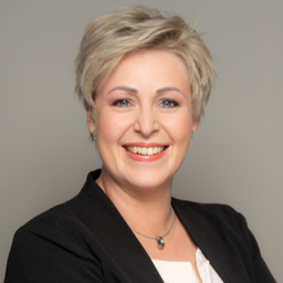 Claudia Bähr