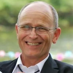 Dr. Jannick Halben