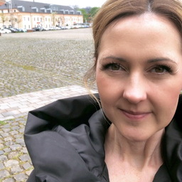 Julia Hansmann