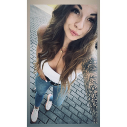 Laura Cerny