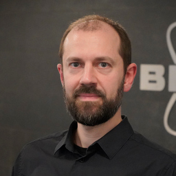 Dr. Jens Luebben