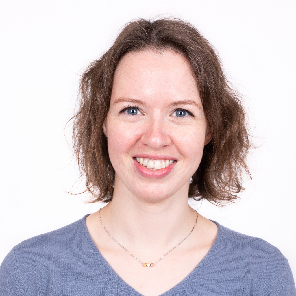 Larissa Höfges Koreanistik Eberhard Karls Universität Tübingen XING