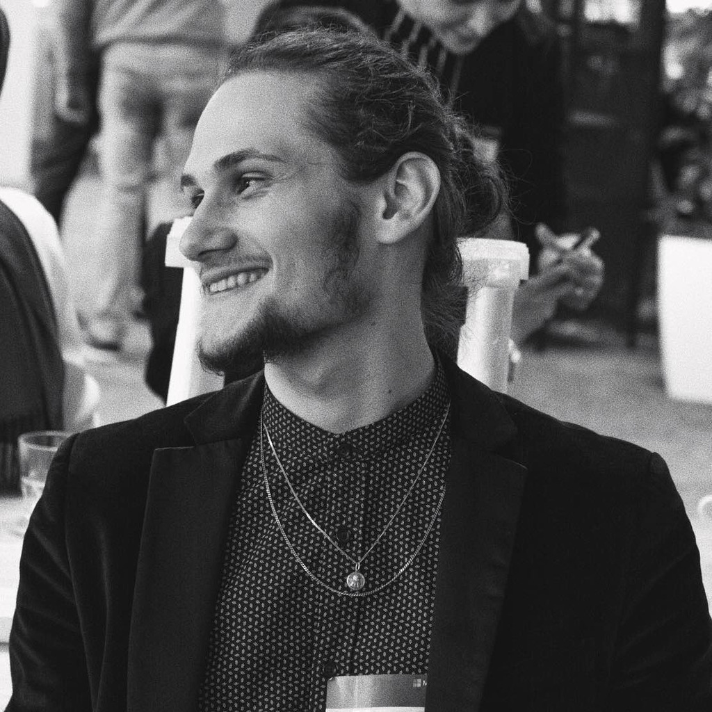 niklas schoenberger Software Engineer onlyfy by XING part of NEW