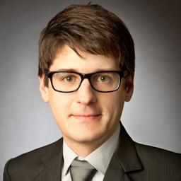 Dr. Thomas Henn