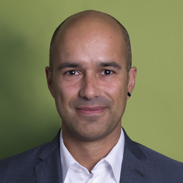 Dr. Christoph Neuhaus