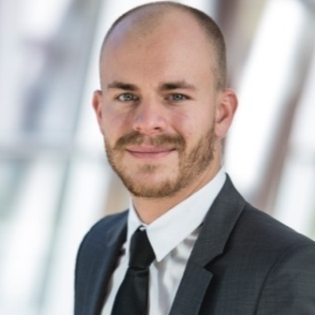 Sebastian Bader Produktmanager Allianz Deutschland AG XING