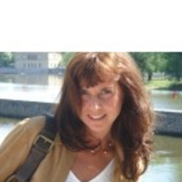 Dr. Andrea Sarah WACHTER