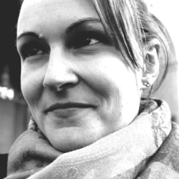 Saskia Schuster