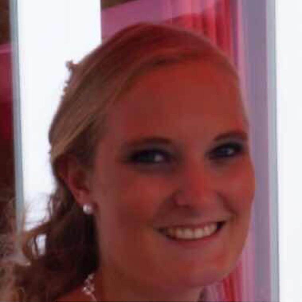 Social Media Profilbild Elena Engel Koblenz