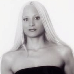 Annik Samaras