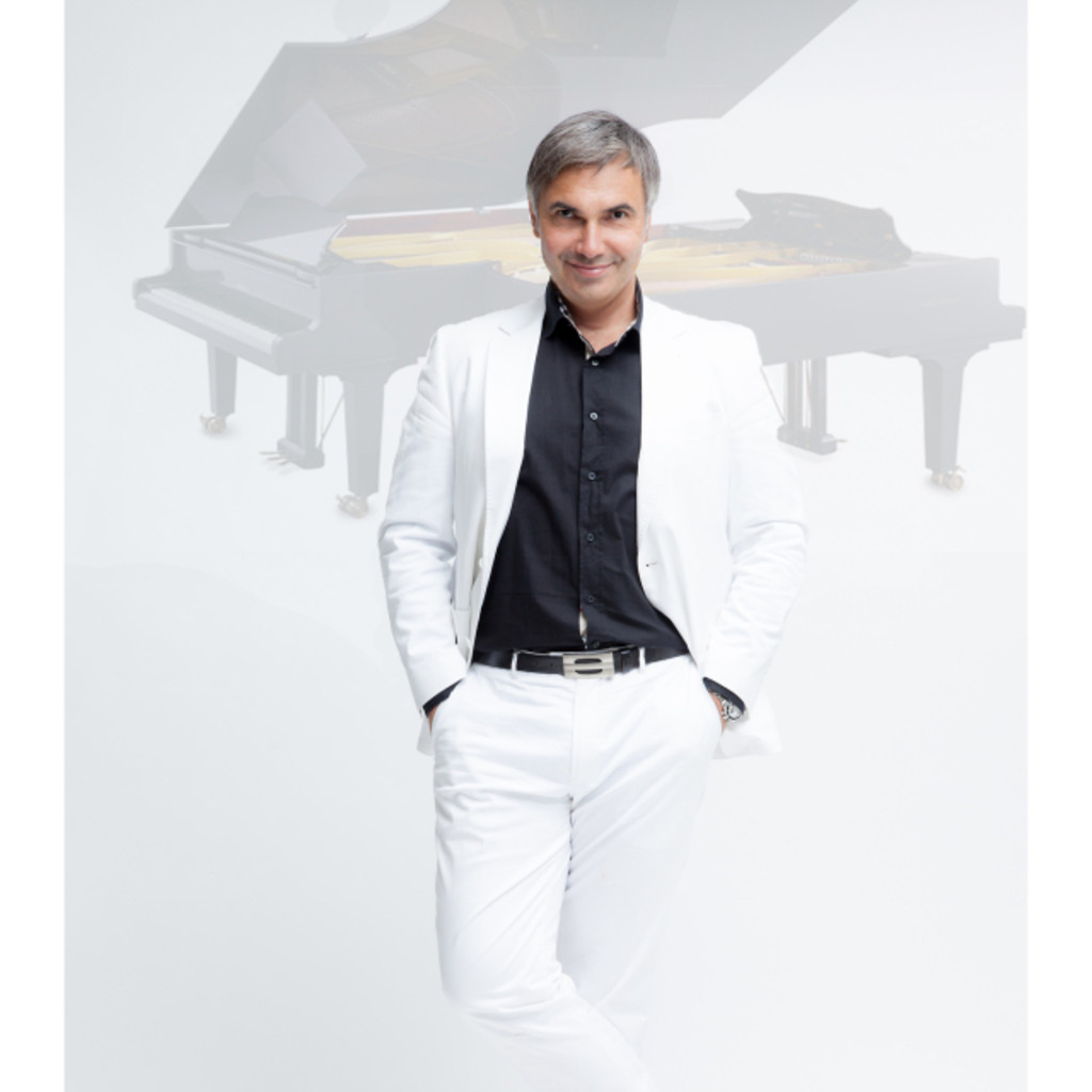 Vladimir Burkhardt Entertainer Pianist Sänger Bandlieder Komponist